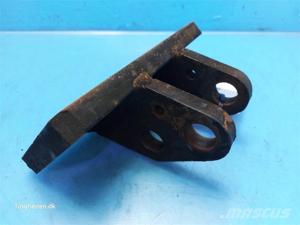 CASE Farmall 95A ملحقات أخرى للجرارات