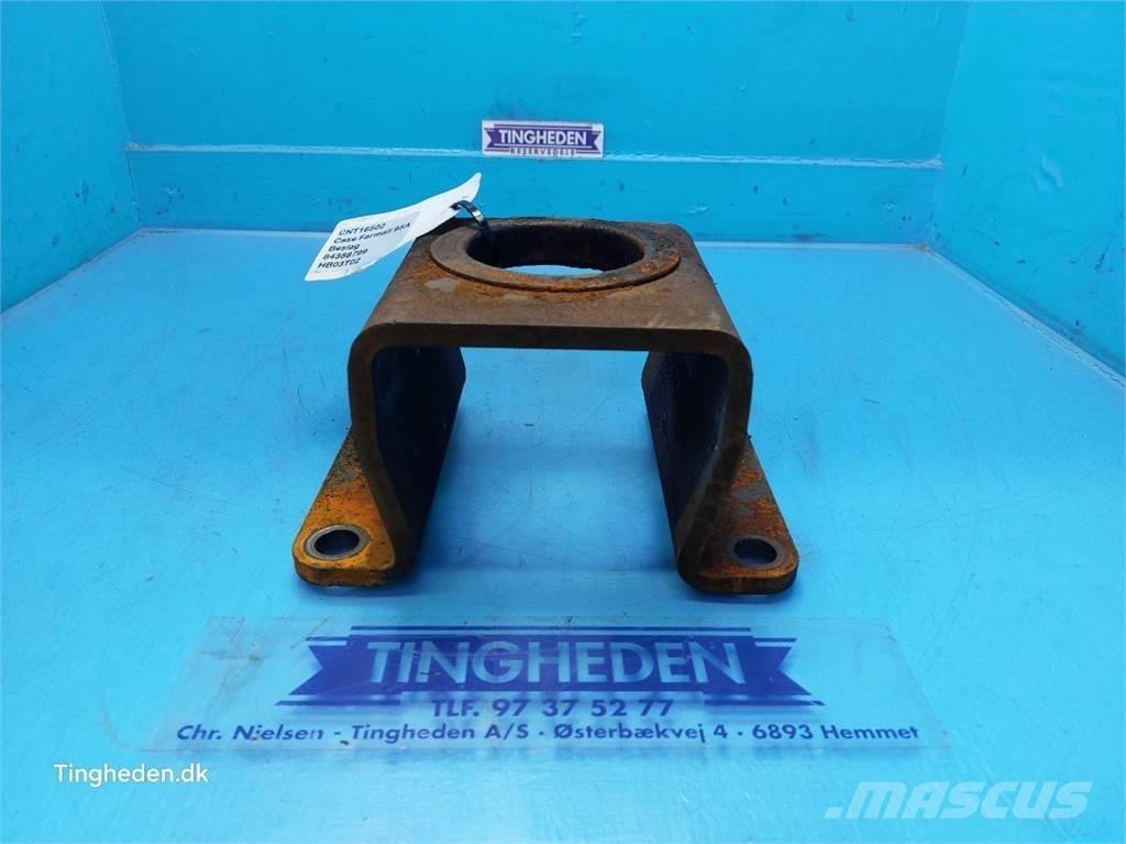 CASE Farmall 95A كابينة والداخلية