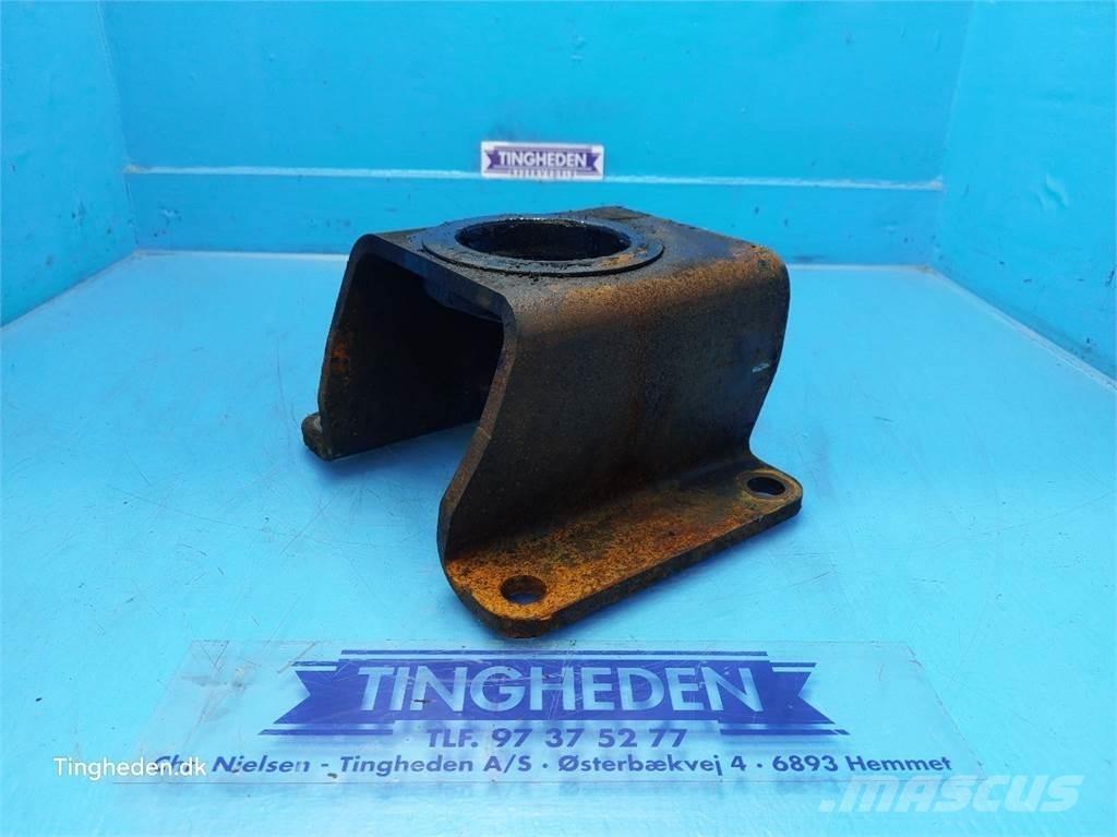 CASE Farmall 95A كابينة والداخلية