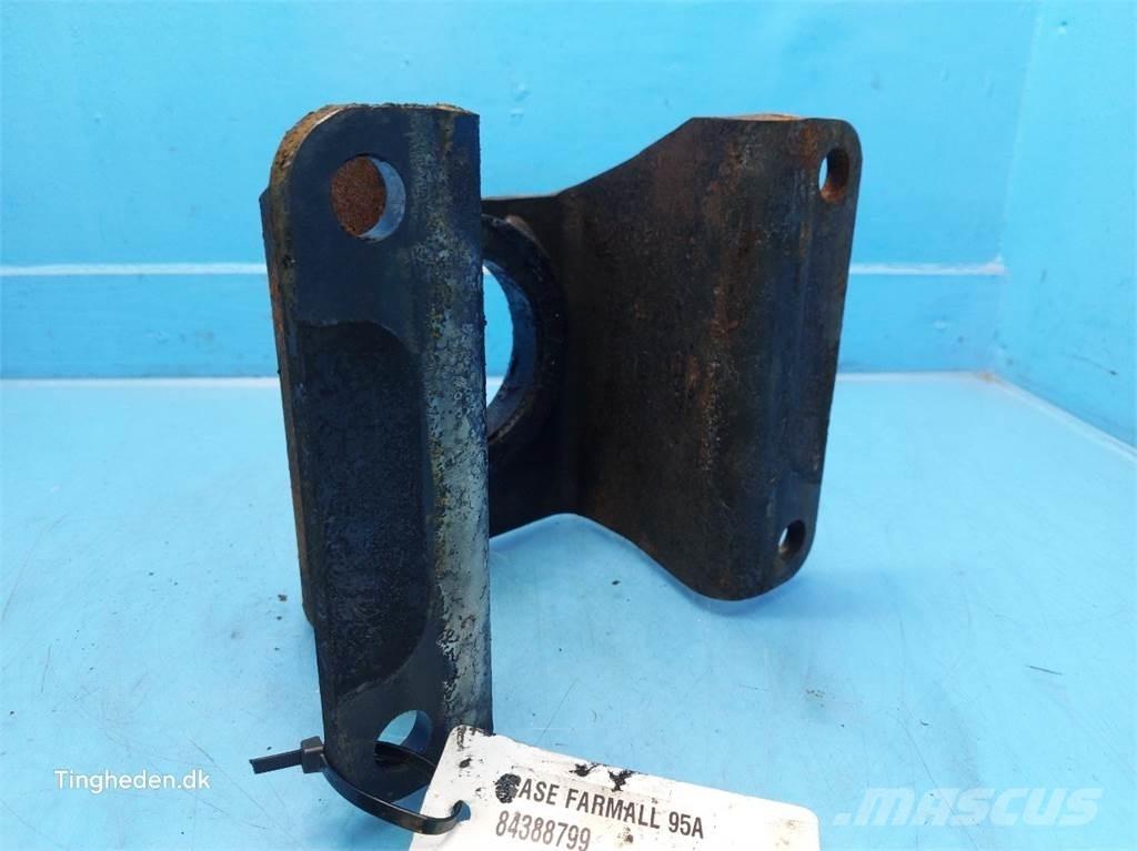 CASE Farmall 95A كابينة والداخلية