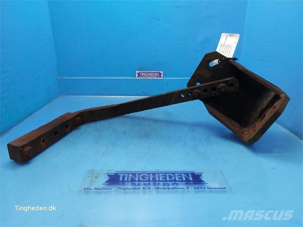 CASE Farmall 95A ملحقات أخرى للجرارات