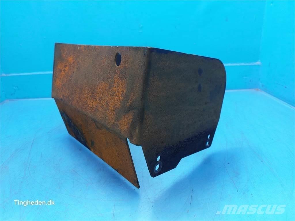 CASE Farmall 95A ملحقات أخرى للجرارات