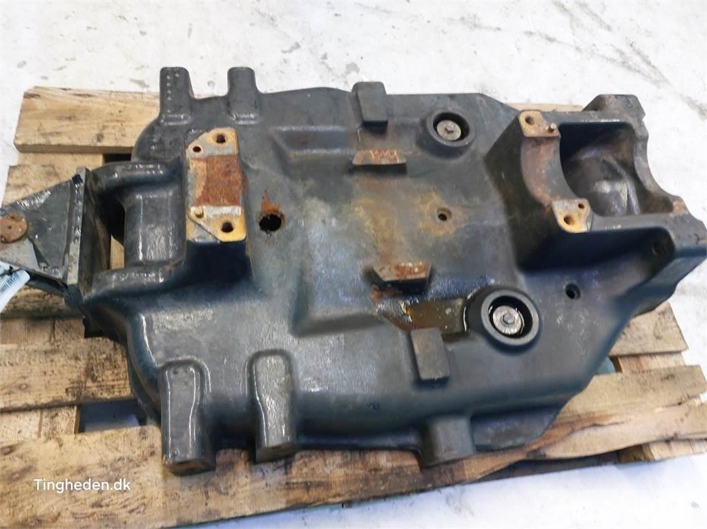 CASE Farmall 95A ملحقات أخرى للجرارات