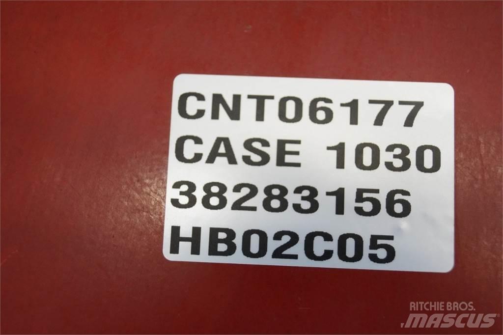 Case IH 1030 ملحقات الحصادات