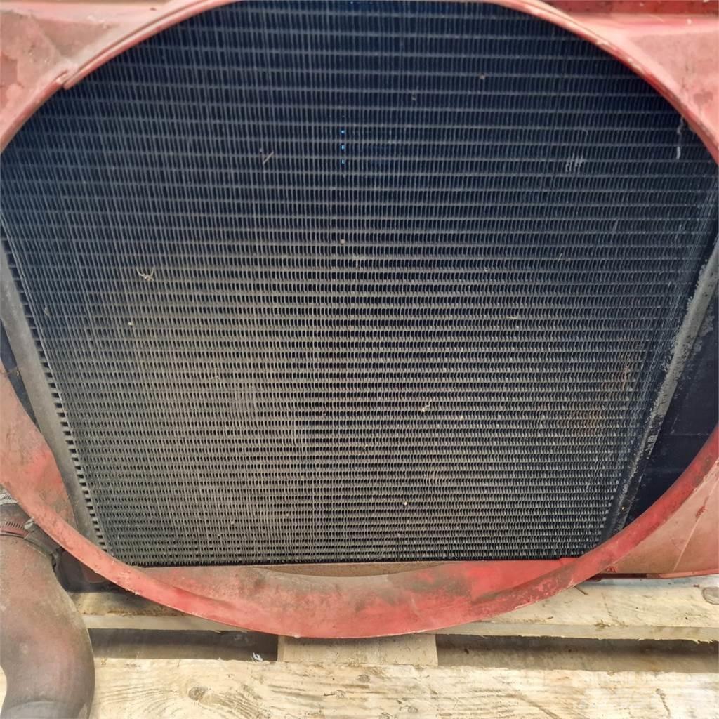 Case IH 1055 مشعات