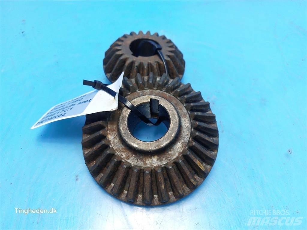 Case IH 1460 ملحقات الحصادات