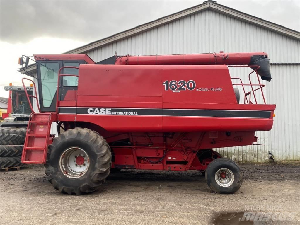 Case IH 1620 حصادات