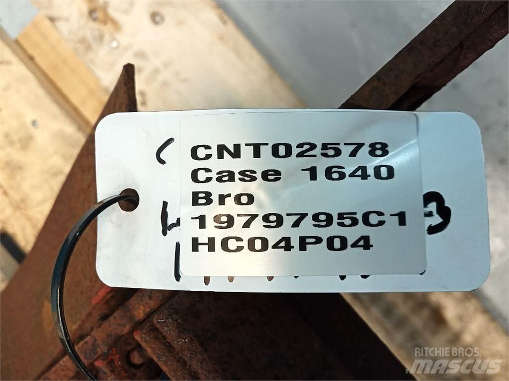 Case IH 1640 ملحقات الحصادات