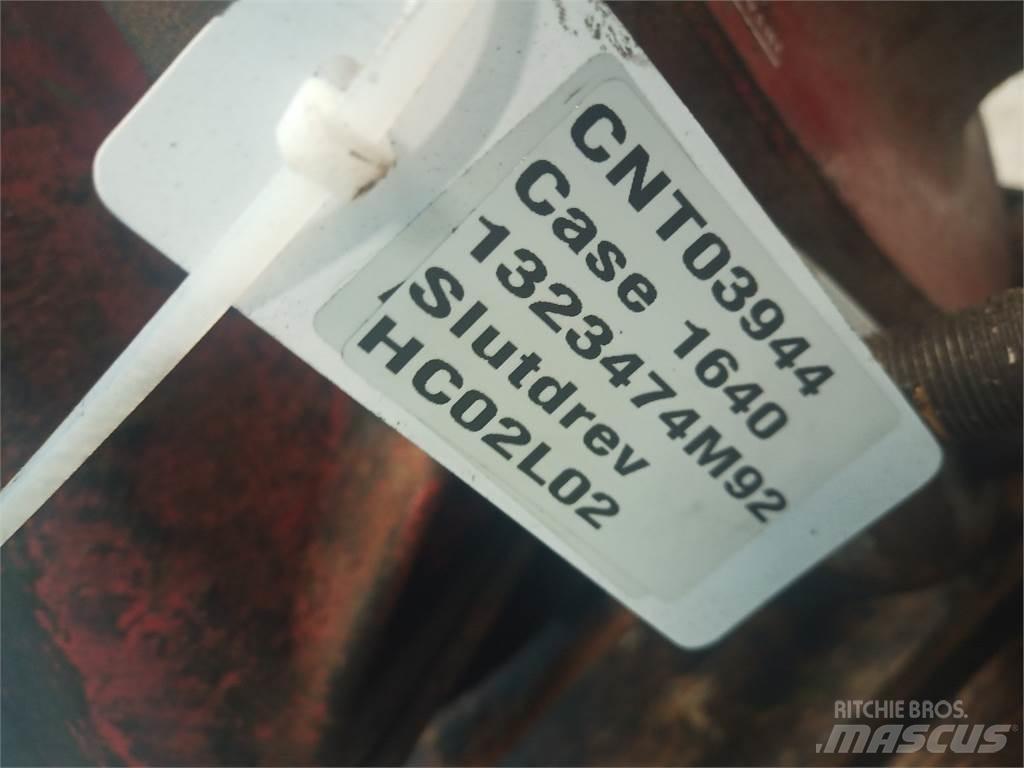Case IH 1640 ملحقات الحصادات