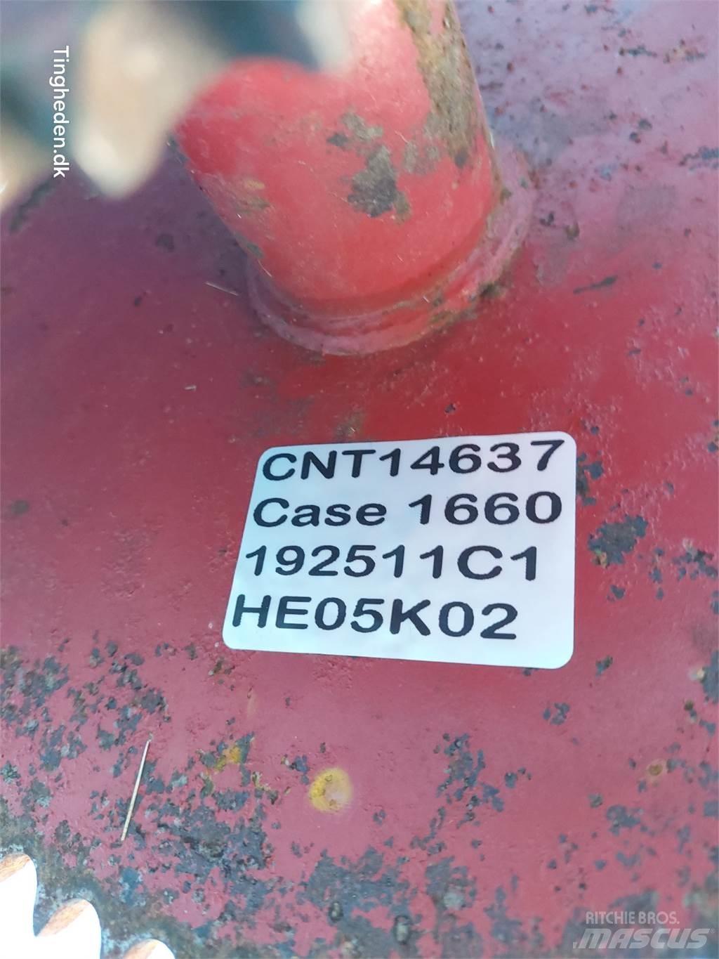 Case IH 1660 ملحقات الحصادات