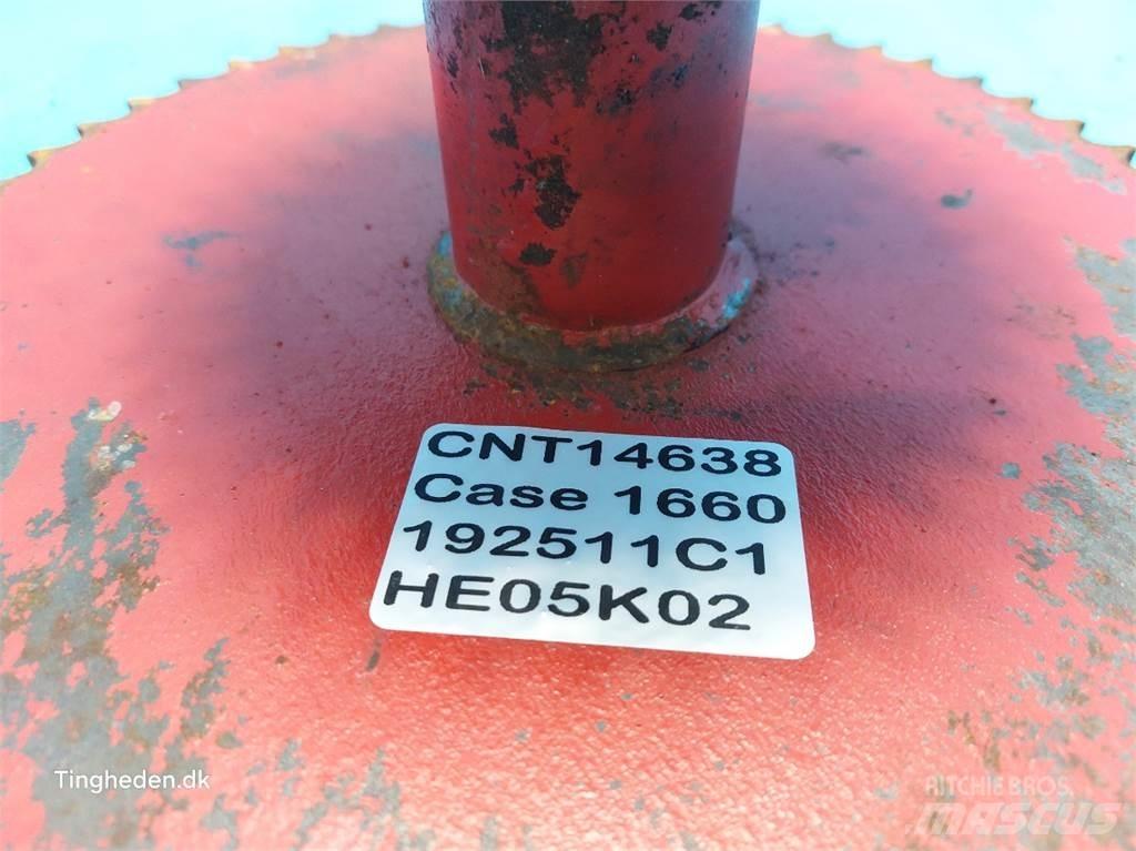 Case IH 1660 ملحقات الحصادات