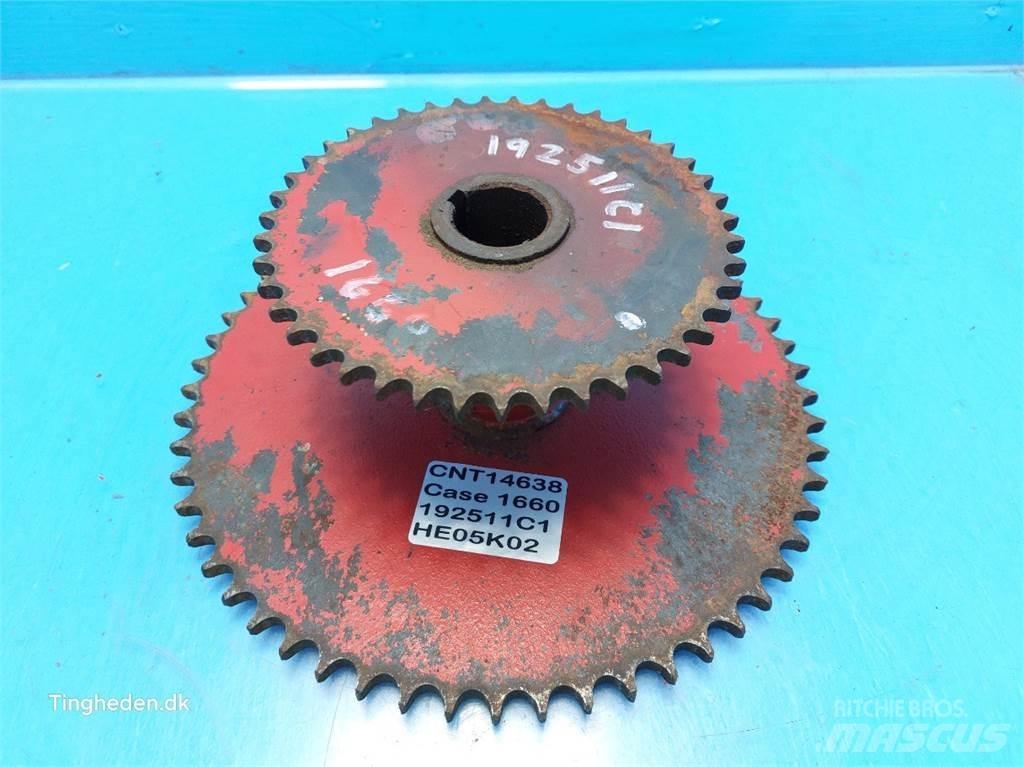 Case IH 1660 ملحقات الحصادات