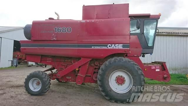 Case IH 1680 حصادات
