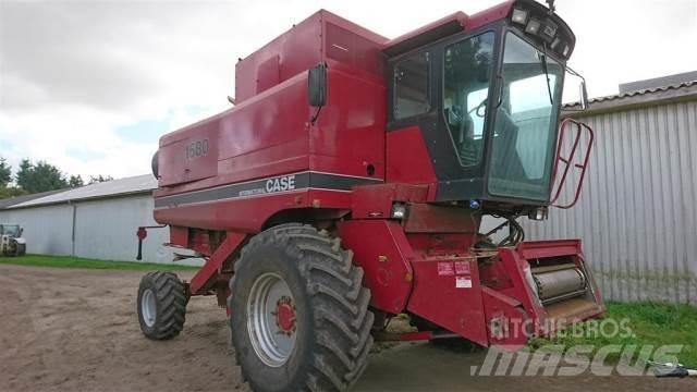 Case IH 1680 حصادات