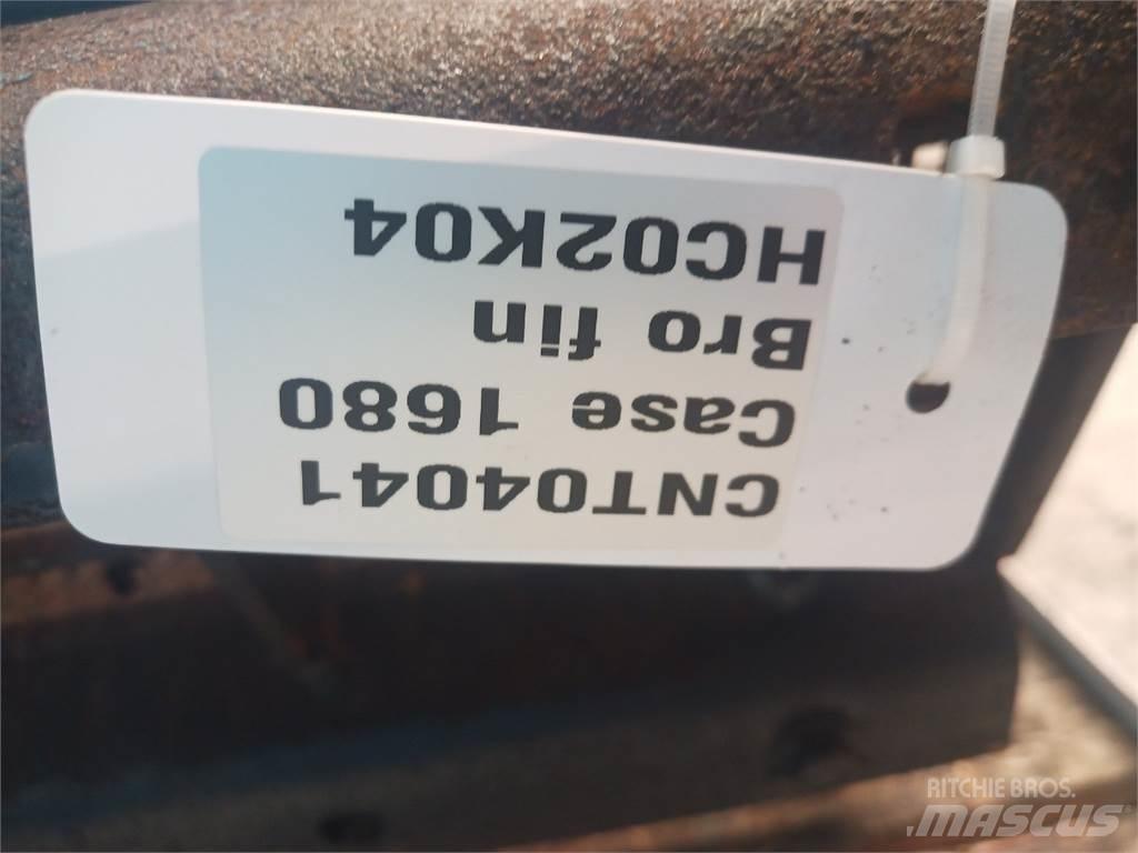 Case IH 1680 ملحقات الحصادات