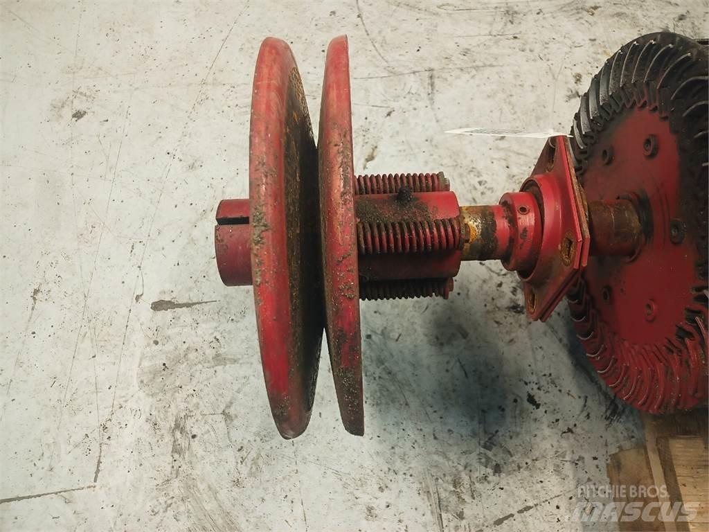 Case IH 2388 معدات نشر الرمال والملح