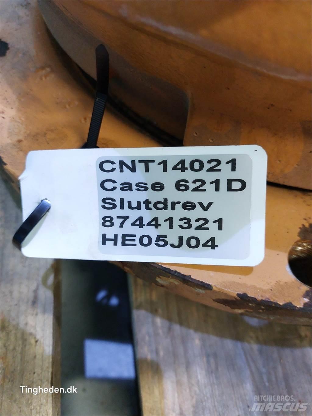 Case IH 621D محور العجلة