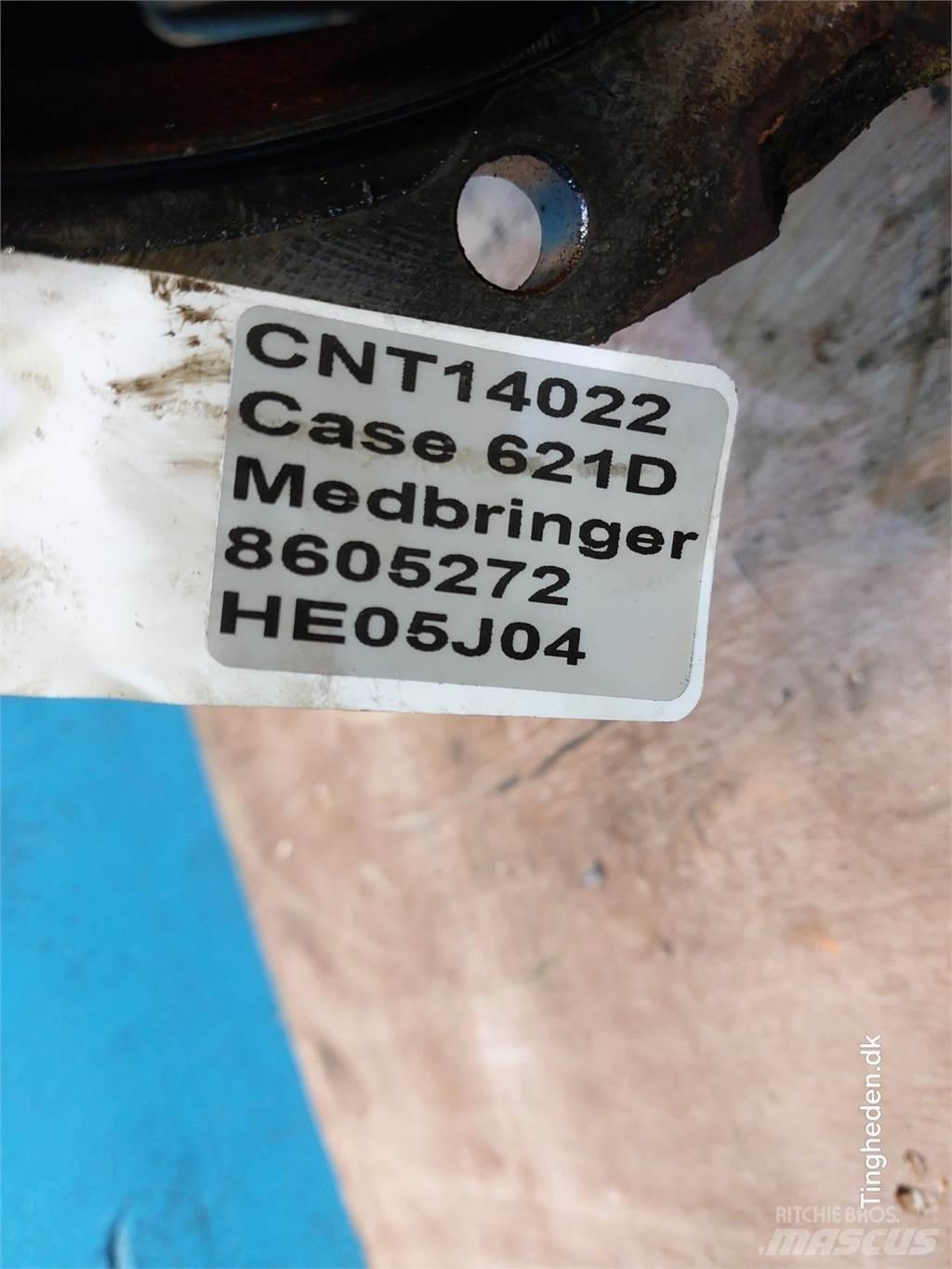 Case IH 621D محور العجلة