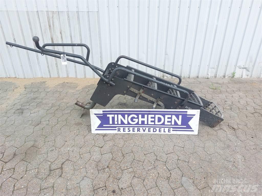 Case IH 7010 كابينة والداخلية