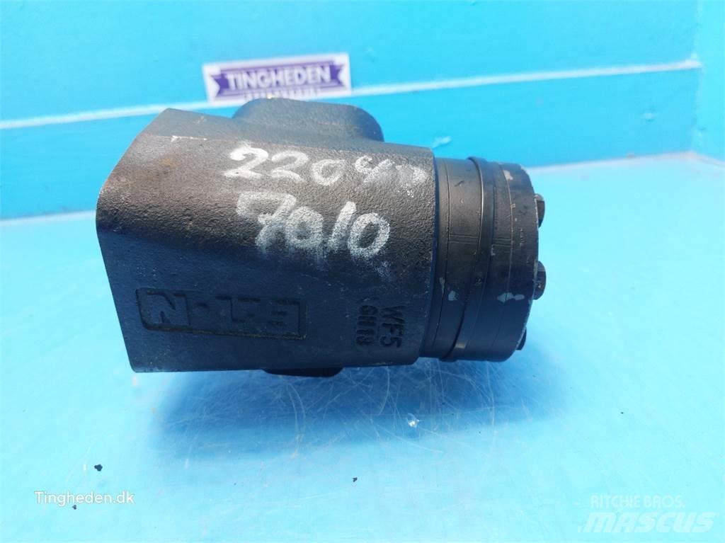 Case IH 7010 هيدروليات