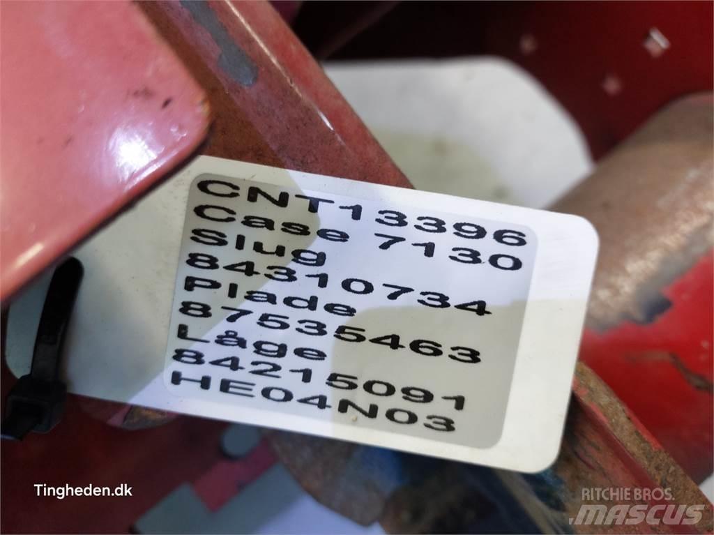 Case IH 7130 ملحقات الحصادات
