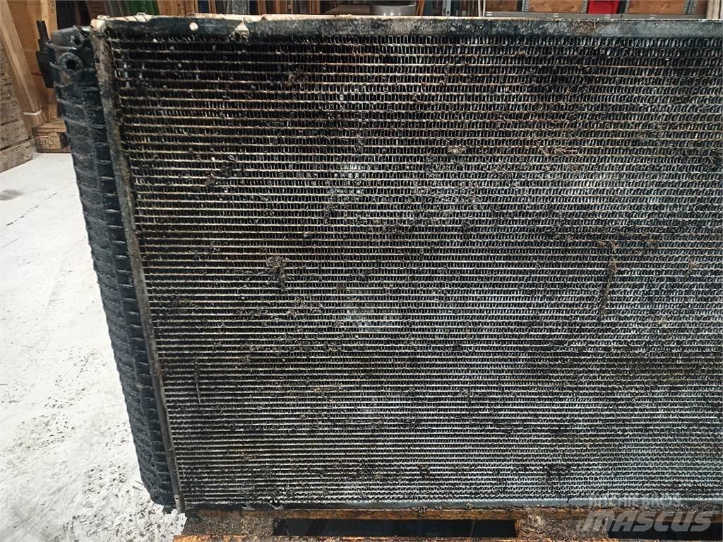 Case IH 8010 مشعات