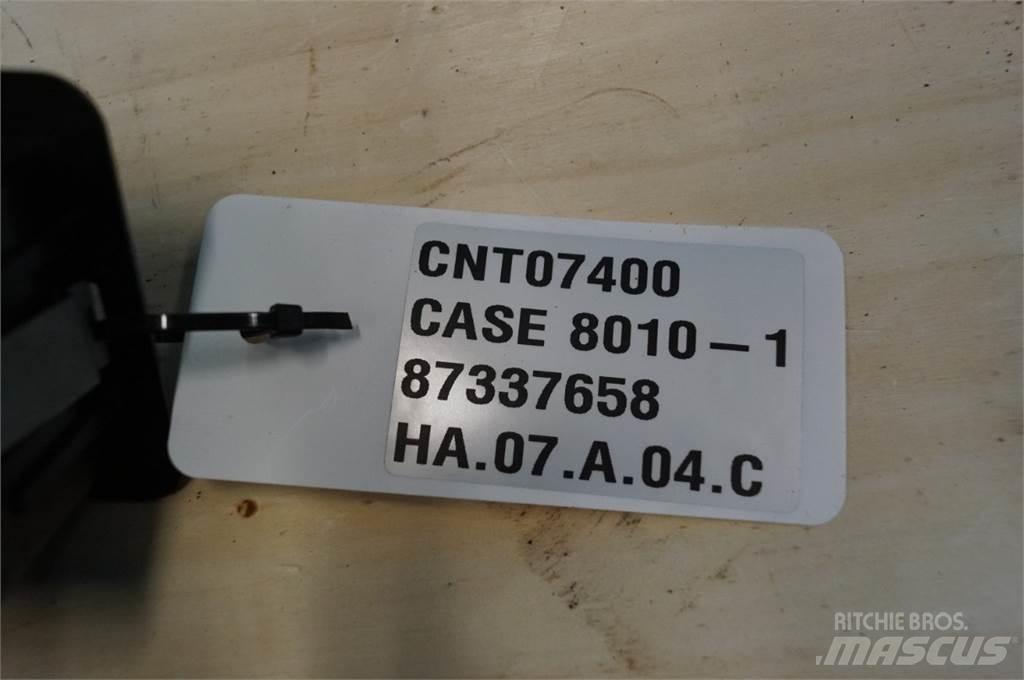 Case IH 8010 إلكترونيات