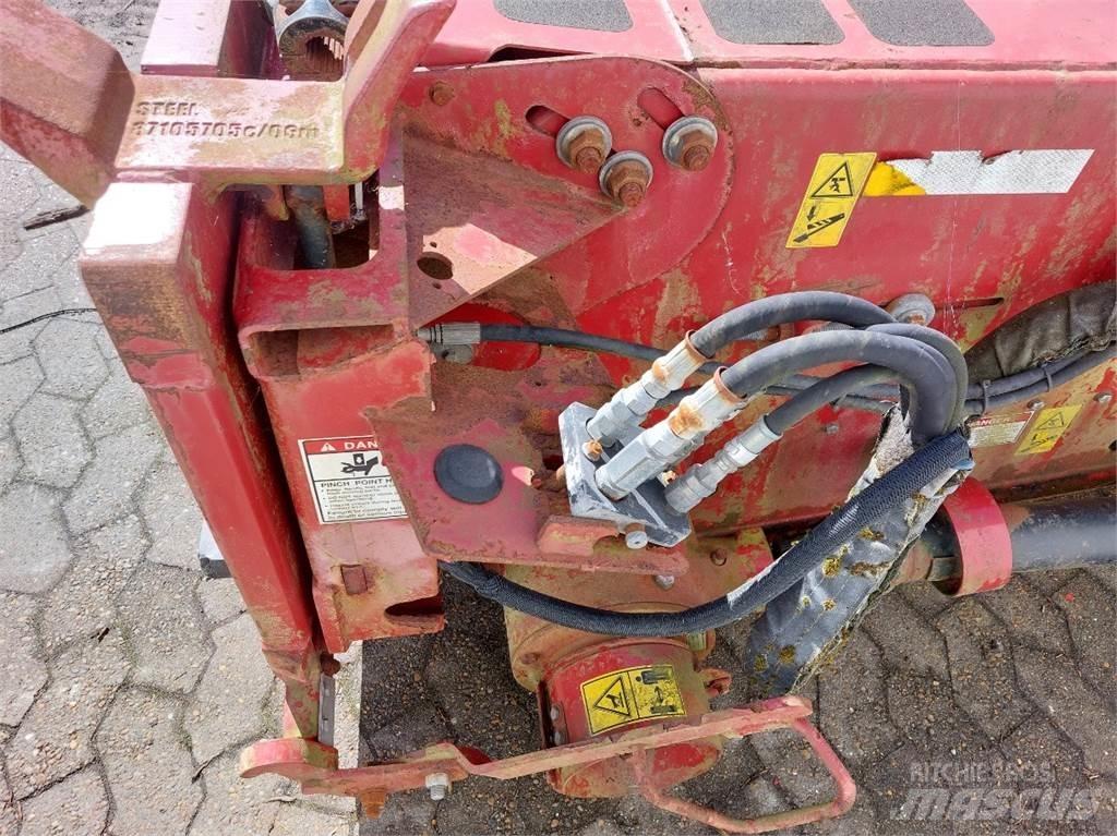 Case IH 8010 ملحقات الحصادات