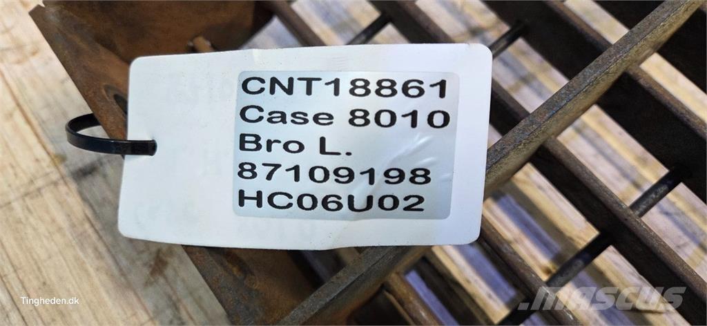 Case IH 8010 ملحقات الحصادات