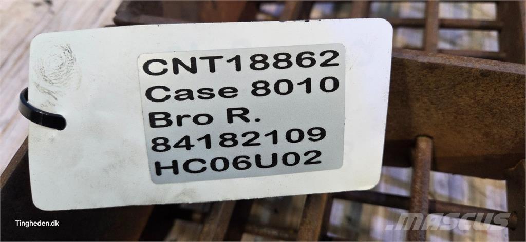 Case IH 8010 ملحقات الحصادات