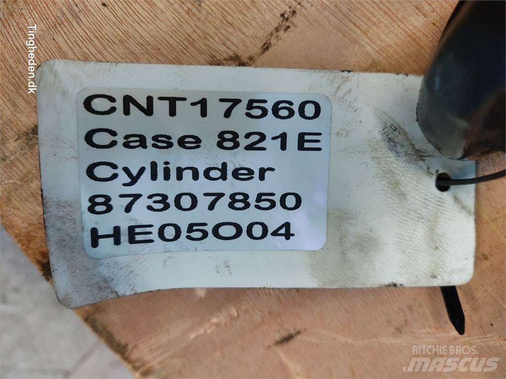 Case IH 821E هيدروليات