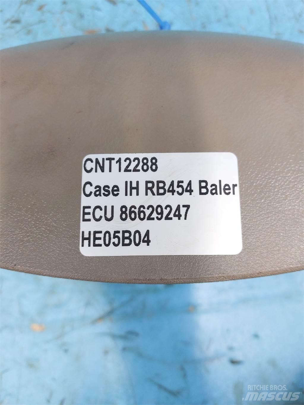 Case IH RB454 مقطورات الحزم
