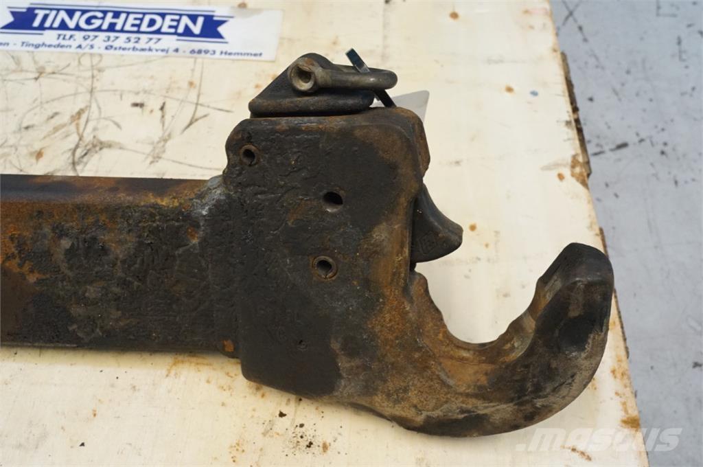 CASE Maxxum 115 ملحقات أخرى للجرارات