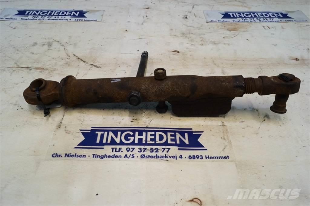 CASE Maxxum 115 ملحقات أخرى للجرارات