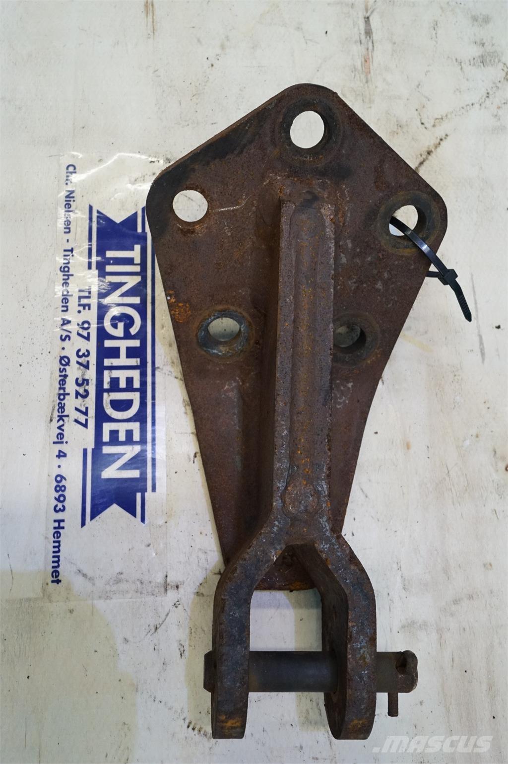 CASE Maxxum 115 ملحقات أخرى للجرارات