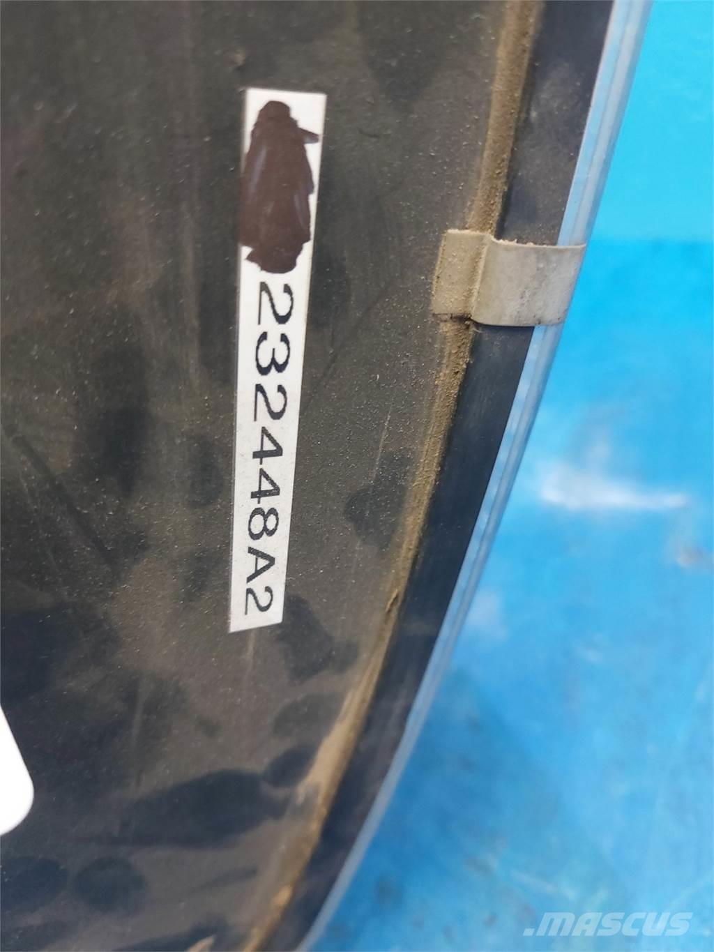 CASE Maxxum 115 ملحقات أخرى للجرارات