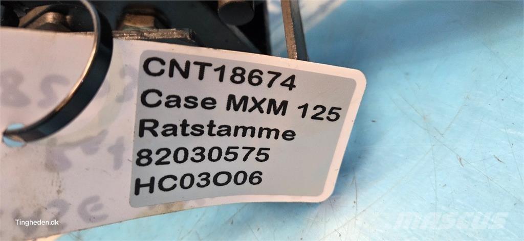 CASE Maxxum 125 كابينة والداخلية
