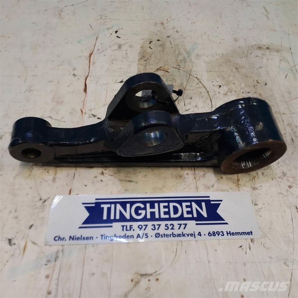 CASE Maxxum 130 ملحقات أخرى للجرارات