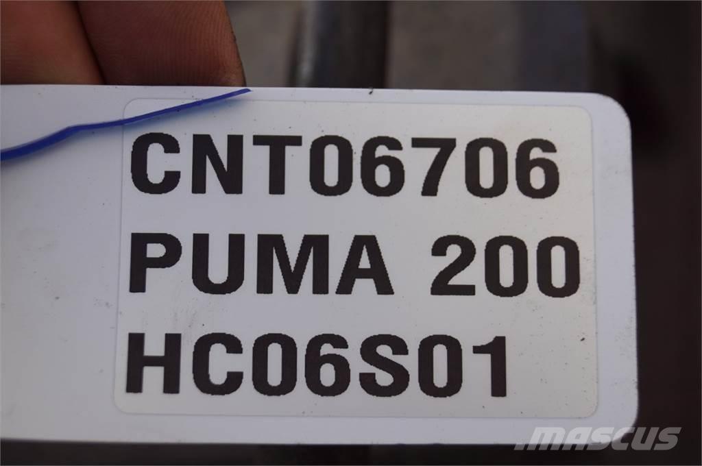 CASE Puma 200 أجهزة نقل