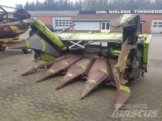 CLAAS 6218 8R علافات ذاتية الدفع