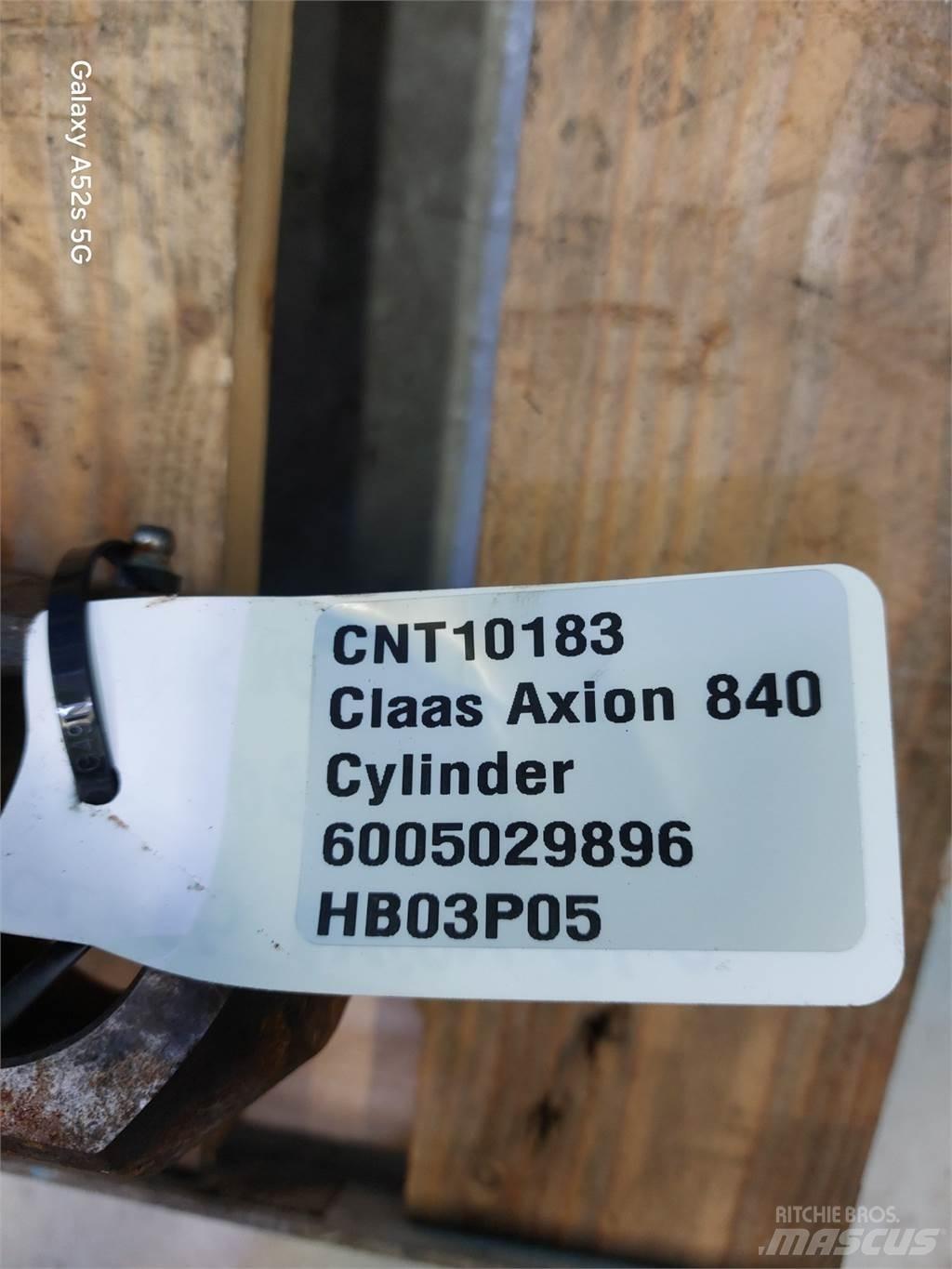 CLAAS Axion 840 هيدروليات