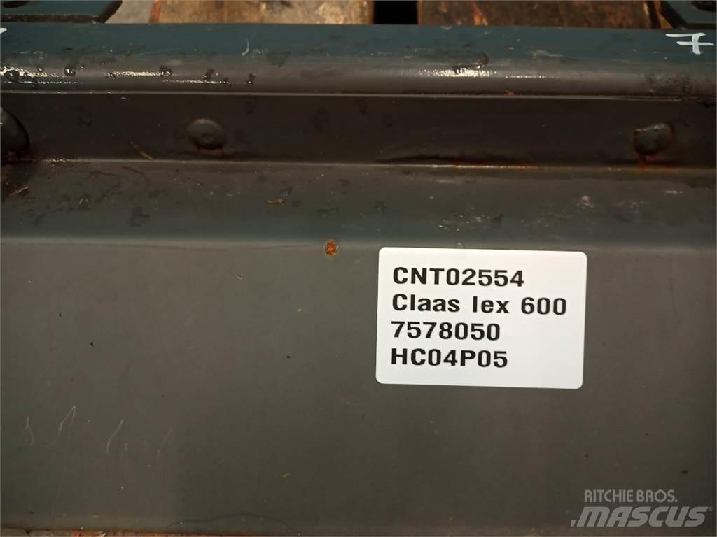 CLAAS Lexion 600 معدات نشر الرمال والملح