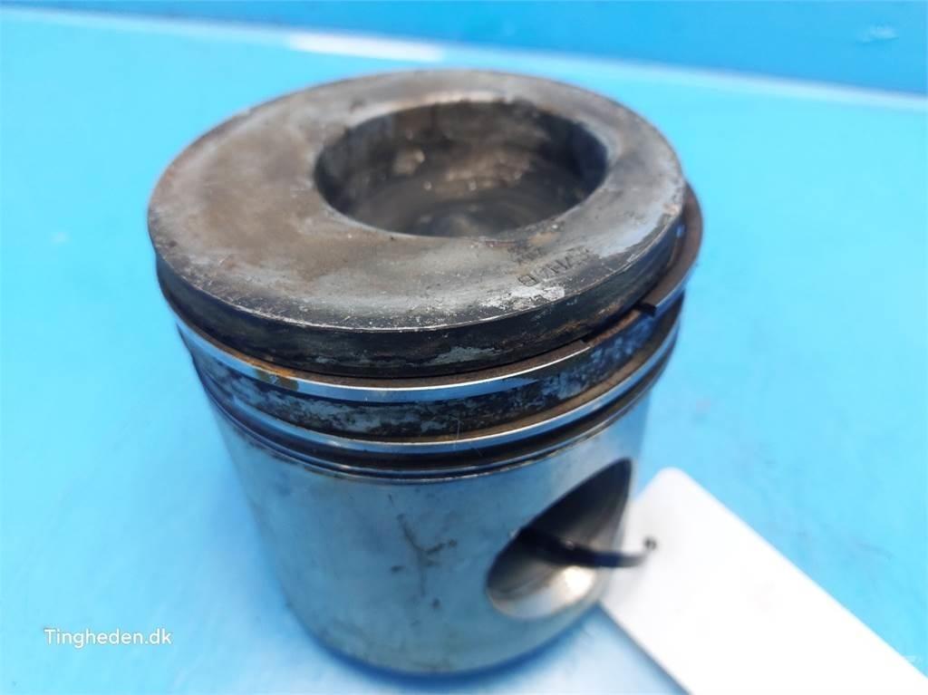Ford 678 HT محركات