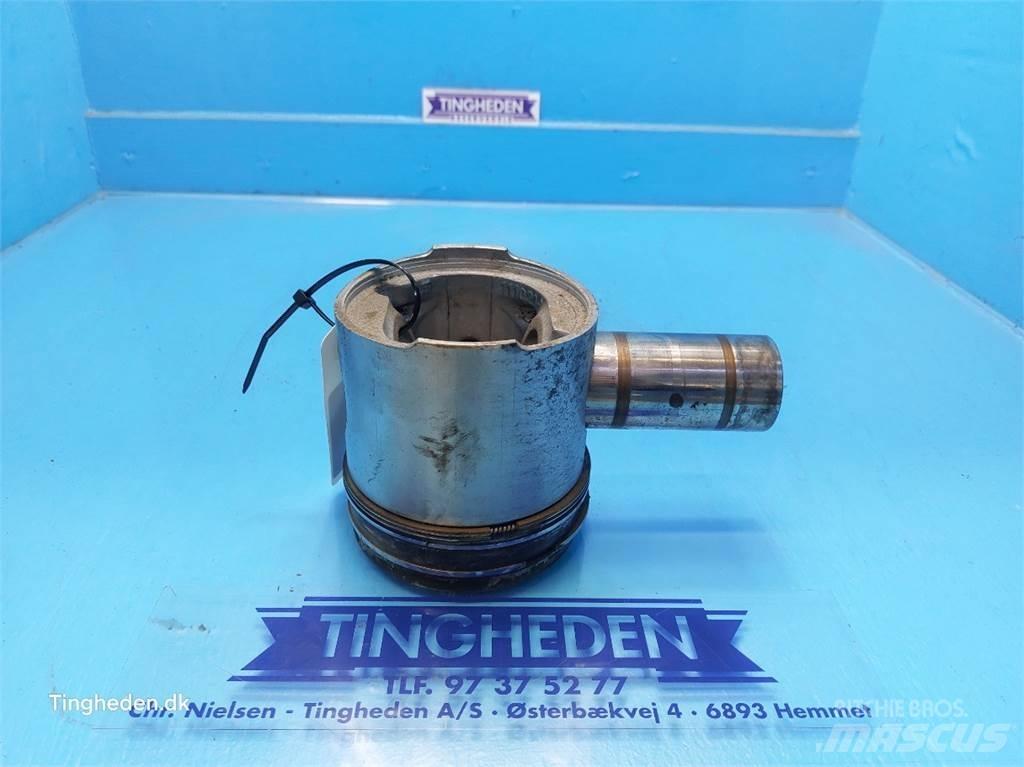 Ford 678 HT محركات