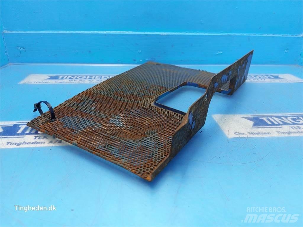 Ford 7710 ملحقات أخرى للجرارات