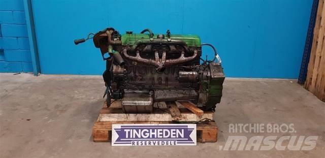 Ford 826F محركات