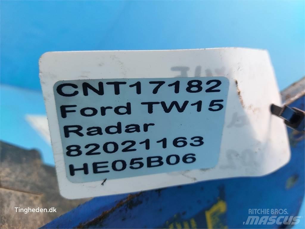 Ford TW15 إلكترونيات
