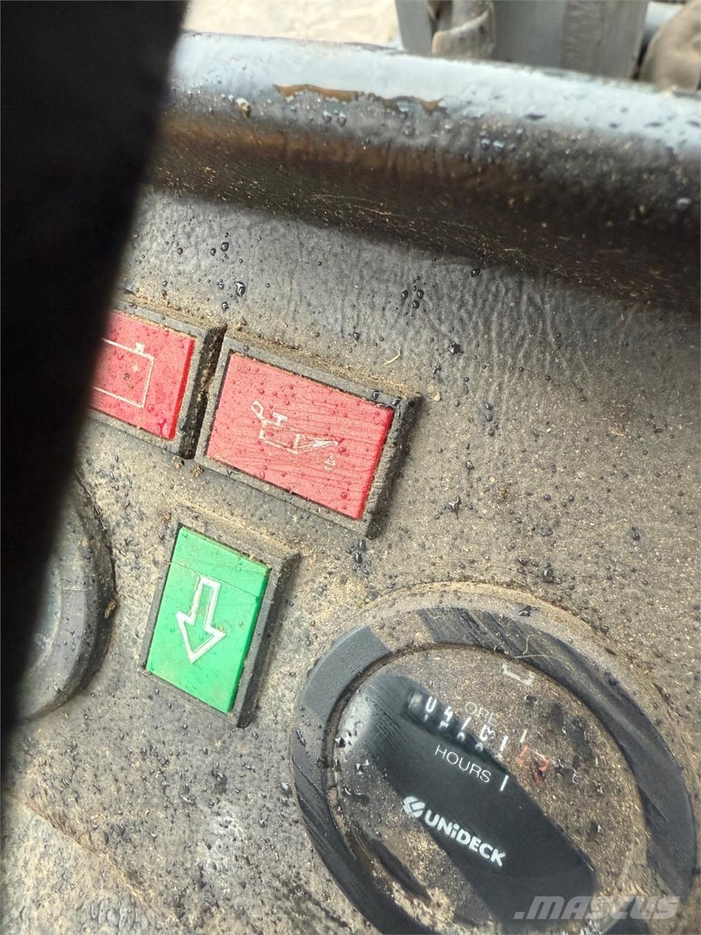 GiANT 451T لوادر صغيرة