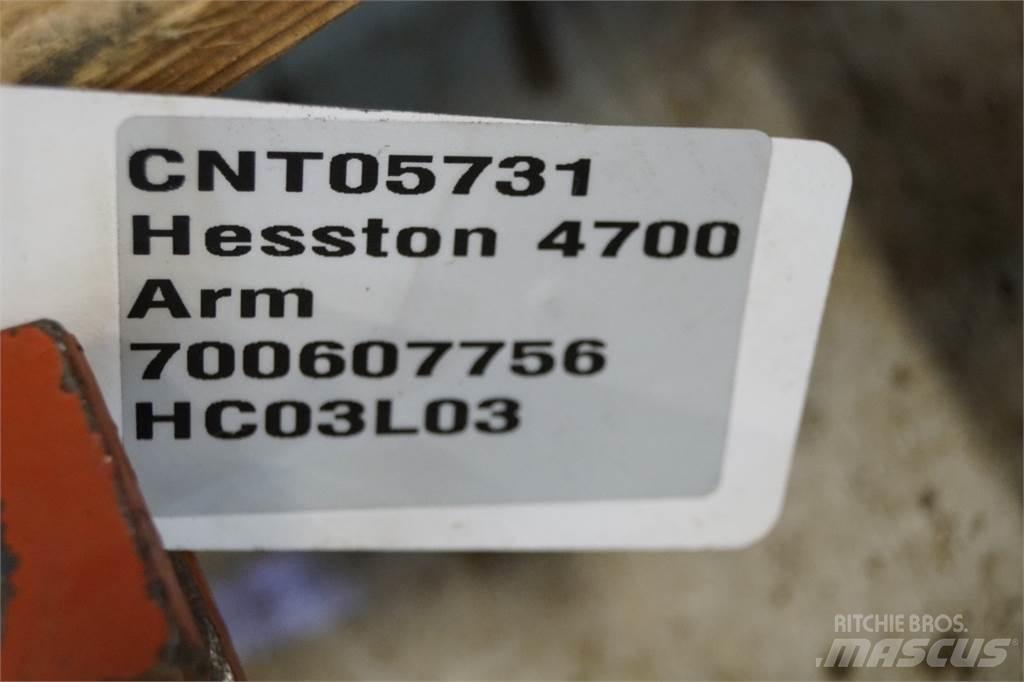 Hesston 4700 ماكينات زراعية أخرى