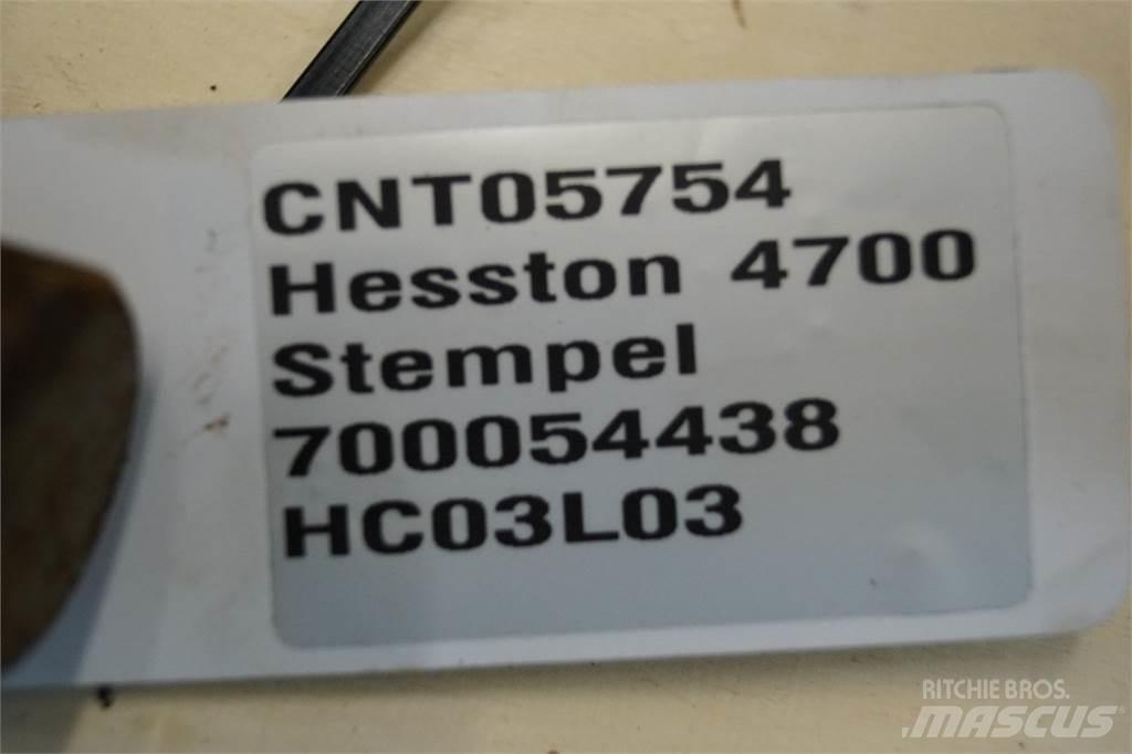 Hesston 4700 هيدروليات